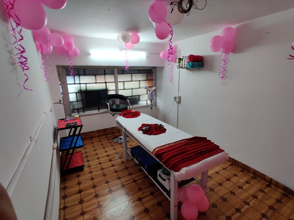 Nikii S Hair Beauty Salon