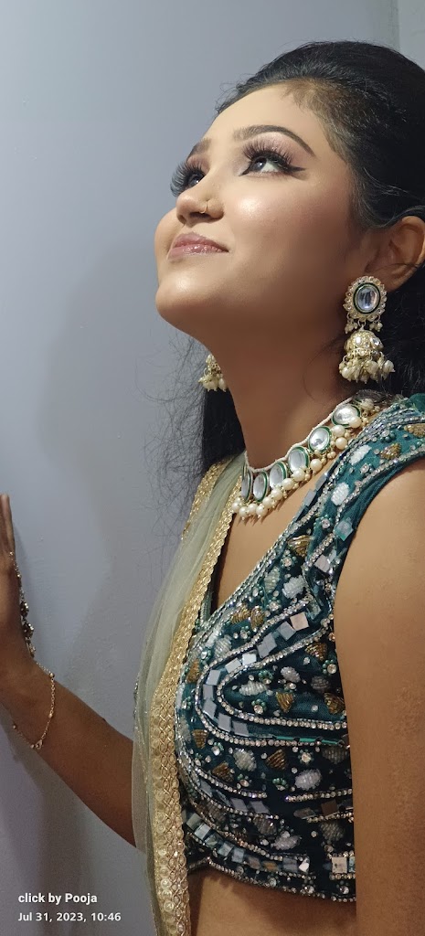 Pooja Beauty Salon Junagadh