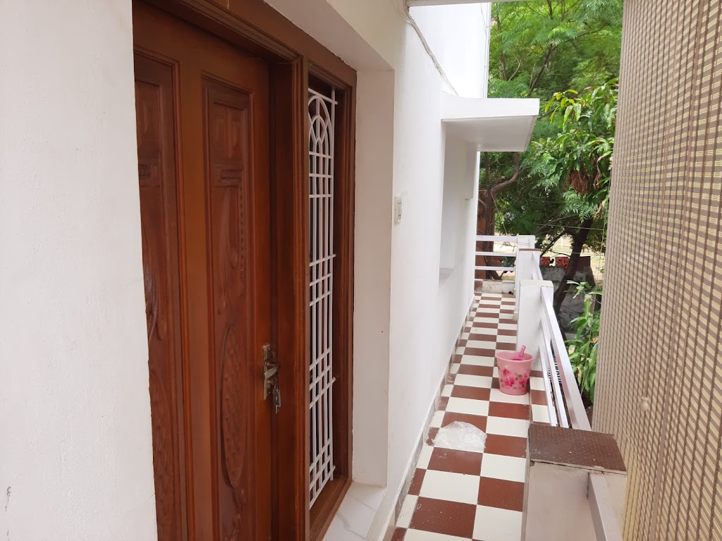 Delvi S Luxury Guest House