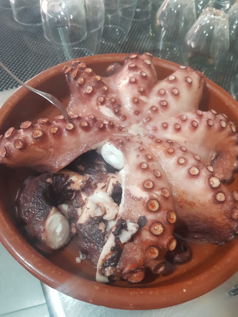 Bar Las Jarras — Comida y bebida