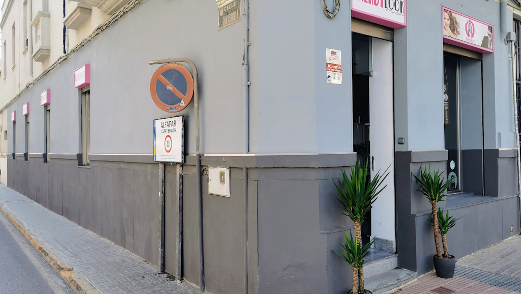 Peluqueria y estetica TrendyLook Alfafar / Sedavi — Exterior