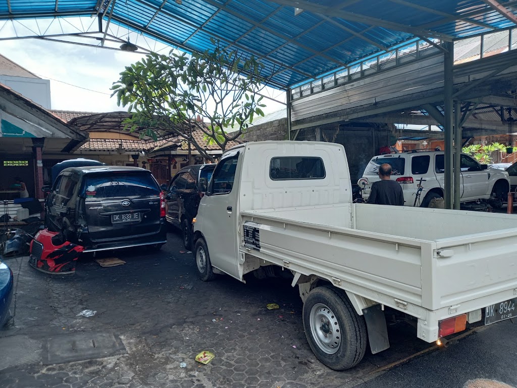 Bengkel Mobil SRINADI MOTOR