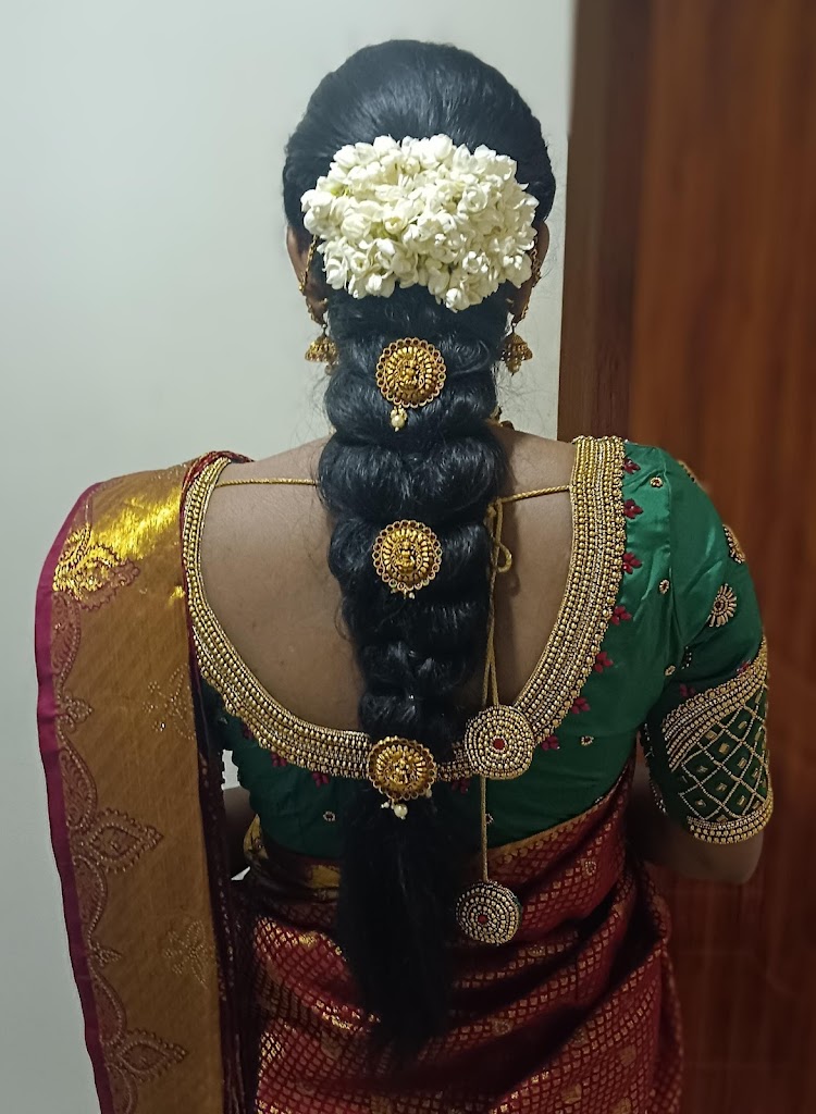 Jym Family Unisex Saloon