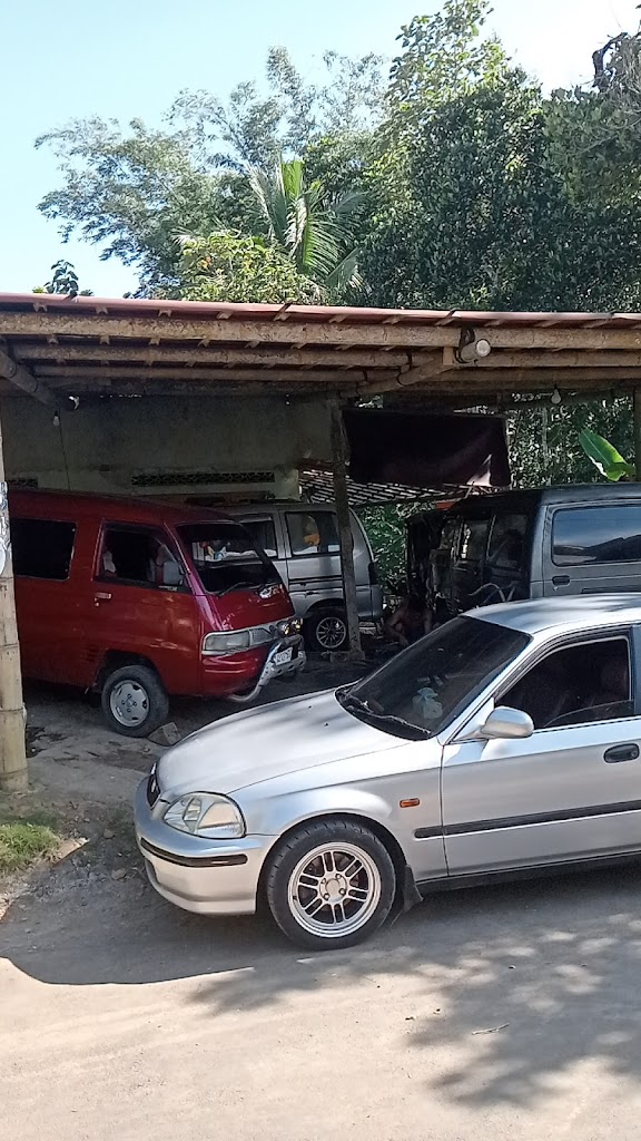 Bengkel mobil senthor