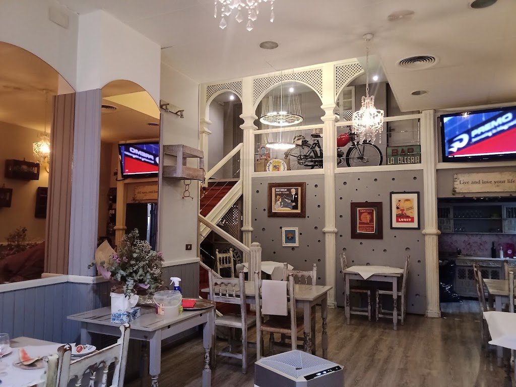 Bar Alhambra — Ambiente