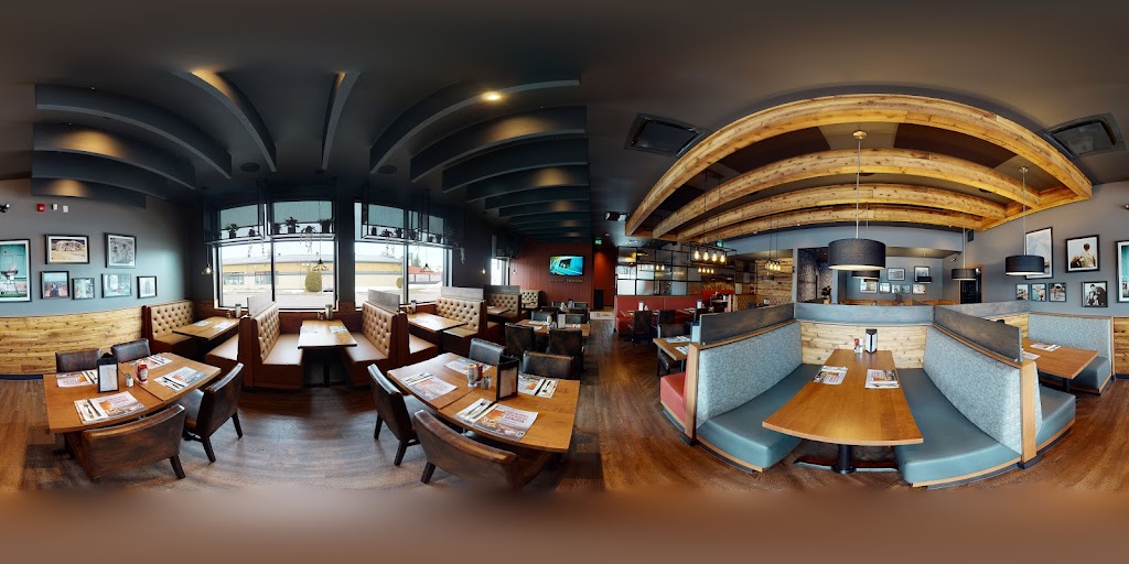 Barbies Resto Bar Grill in Sainte-Julie