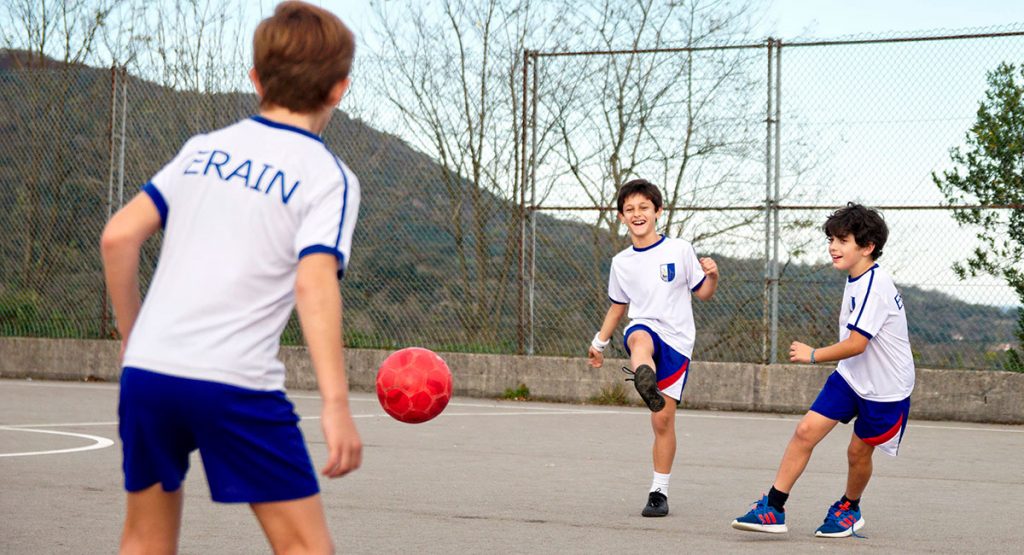 Erain: Colegio Concertado Plurilingue en Irun