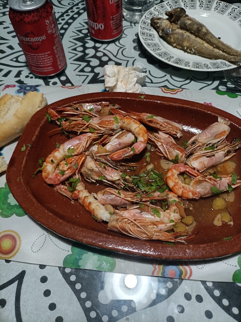 Bar Pachon Juniors — Comida y bebida