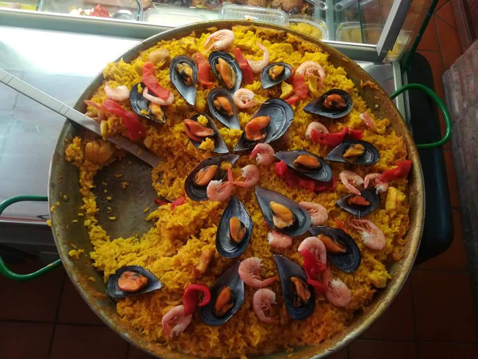 La Mar de Toni — Comida y bebida