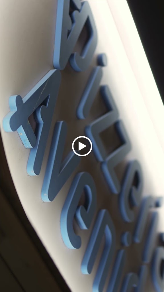 Pizzeria Avenida — Videos