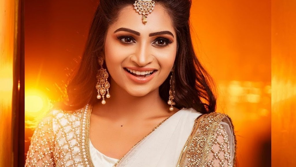 V6 Makeup Studio Walajapet