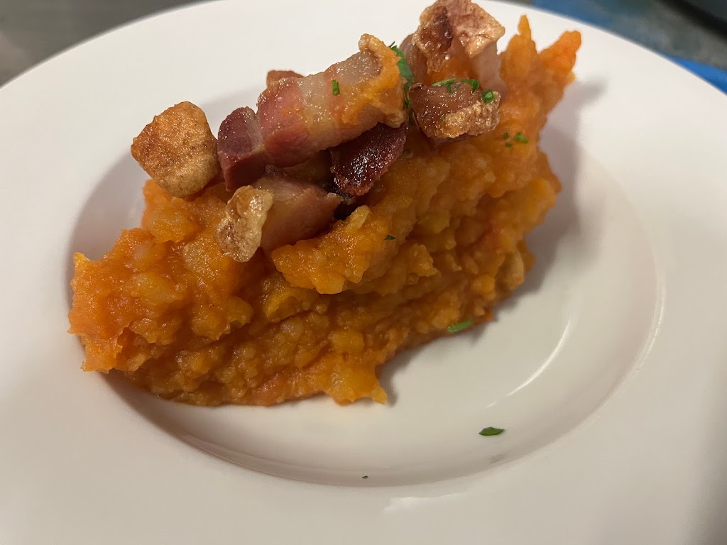 Restaurante Fonsi — Comida y bebida