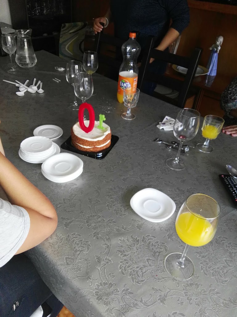 Bar Woodpecker's — Comida y bebida