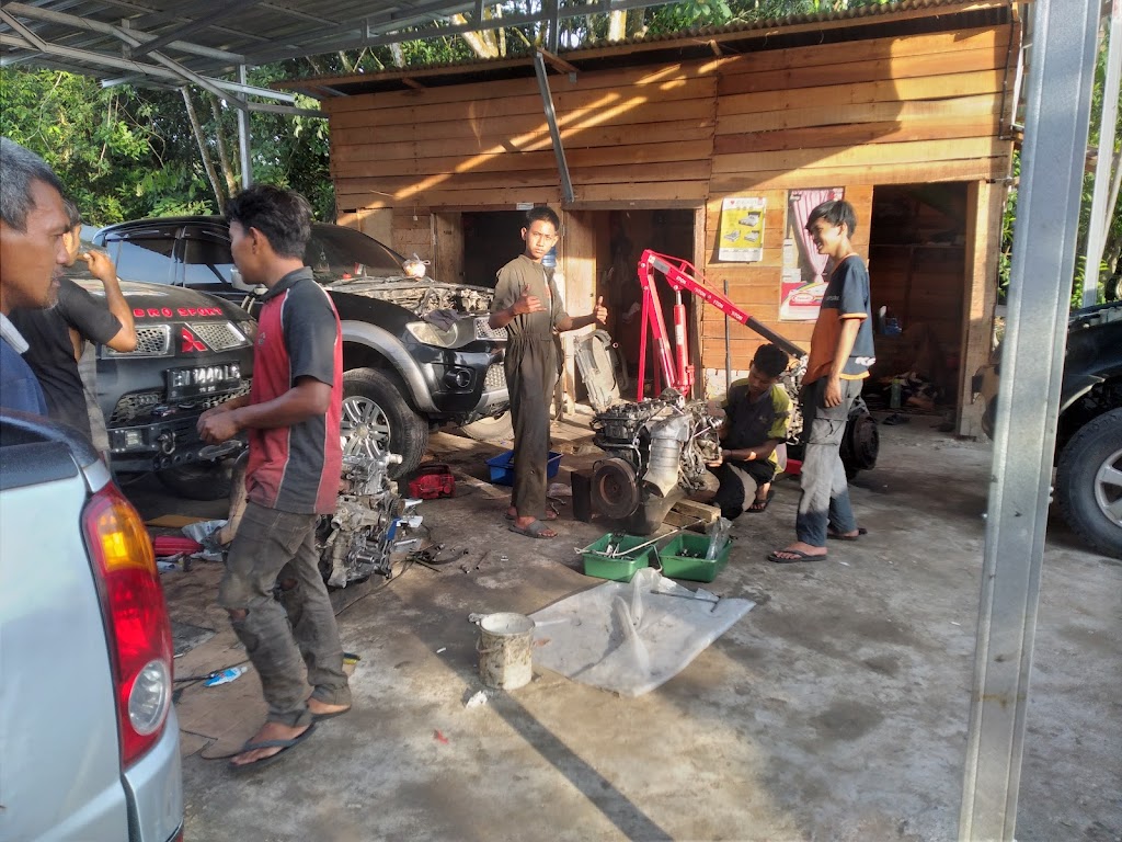 Bengkel Mobil Mandiri