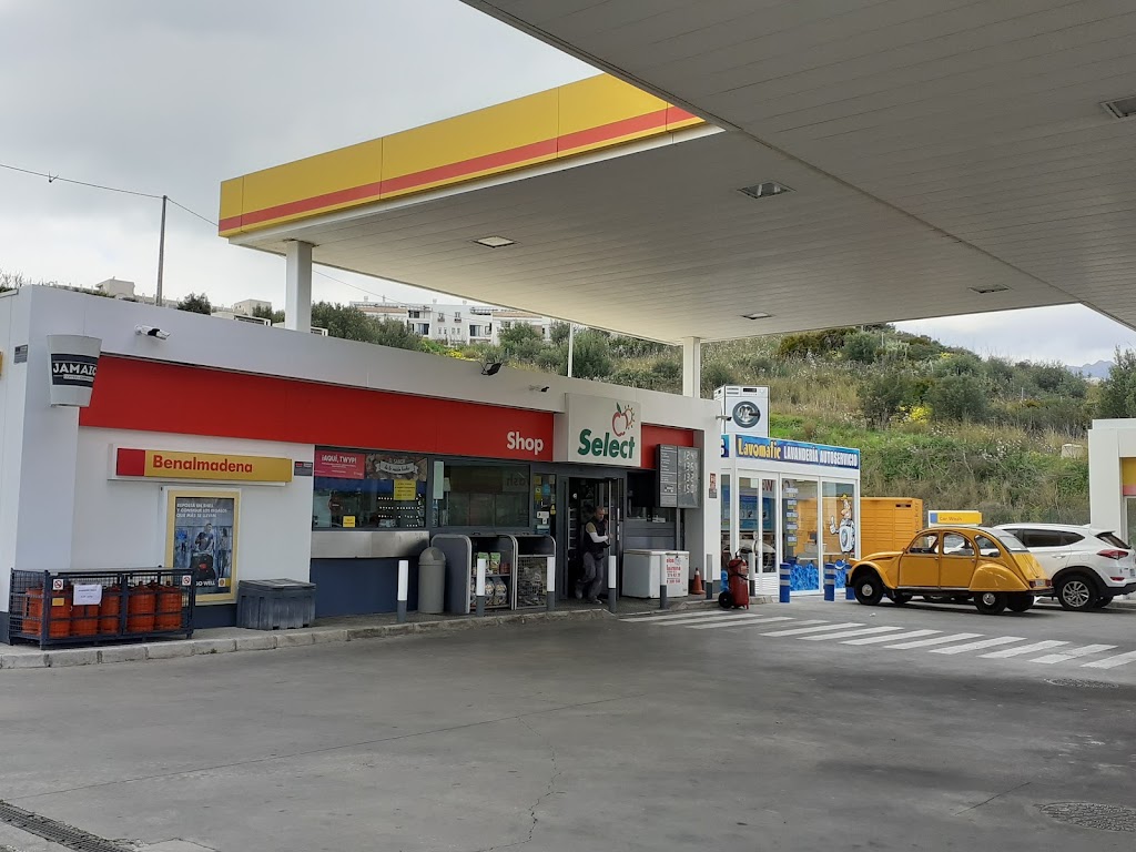 SHELL BENALMADENA — Del propietario