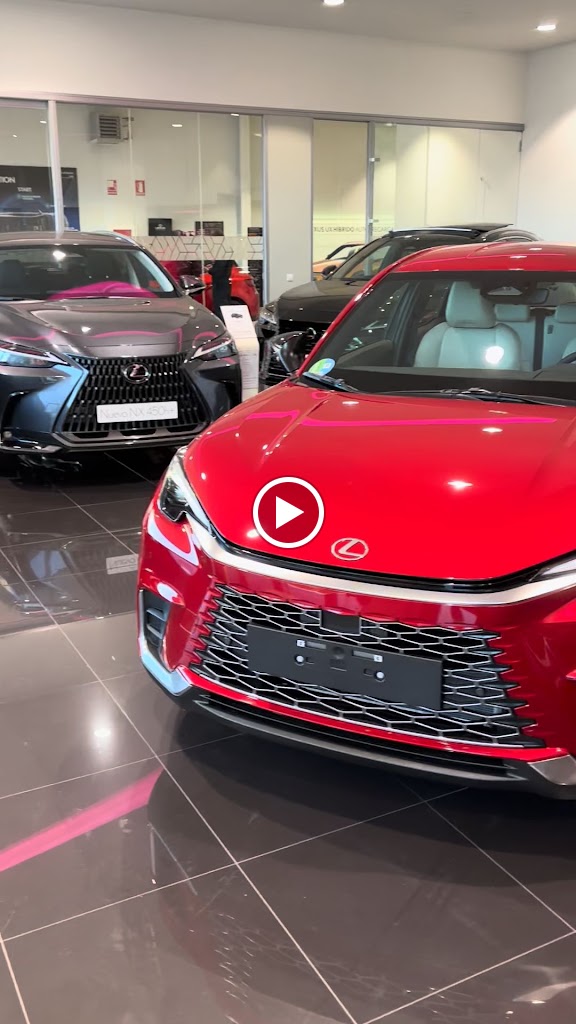 Lexus Leon — Videos