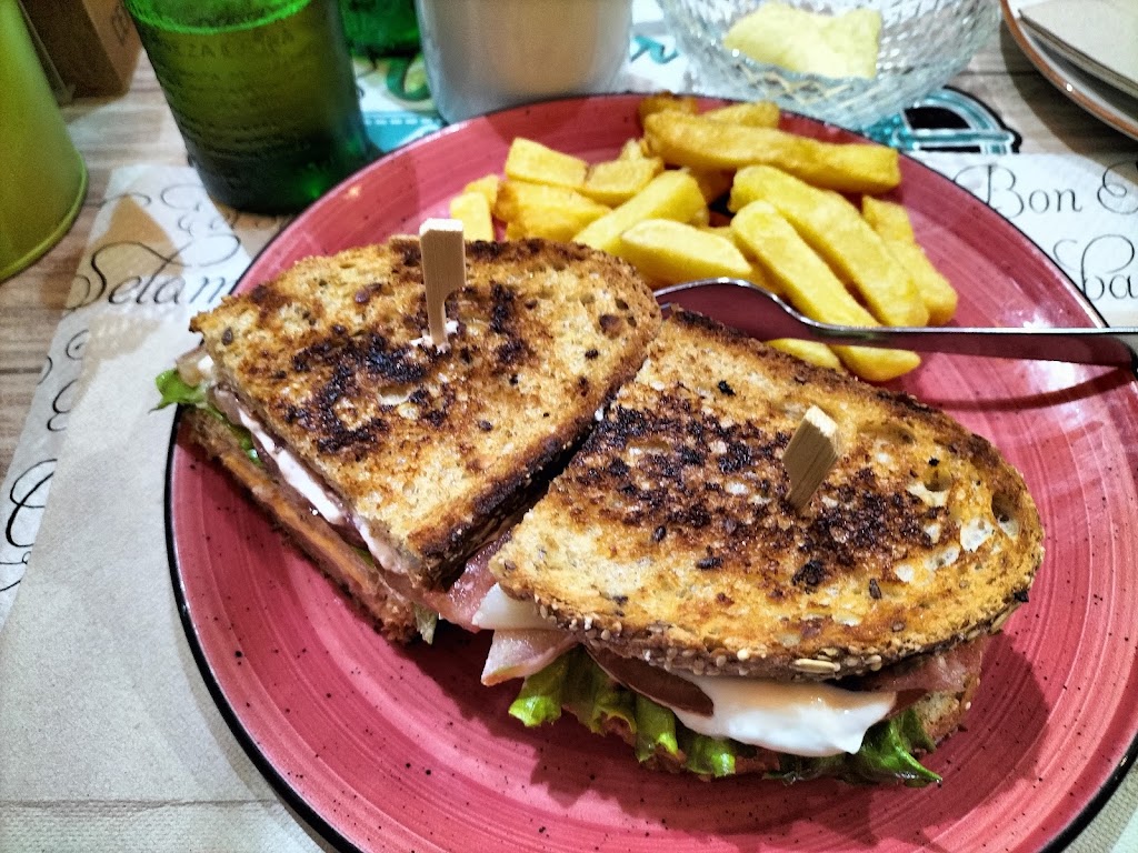 Nuevo Cinturon Raciones Variadas — Club sandwich