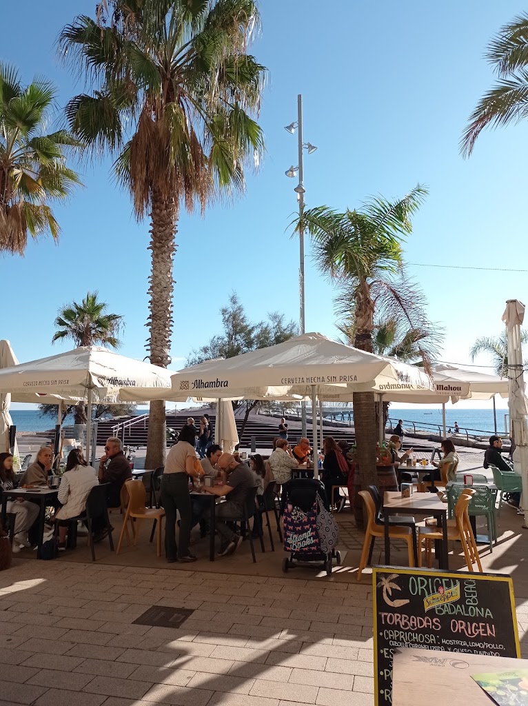 Origen Beach Badalona — Ambiente
