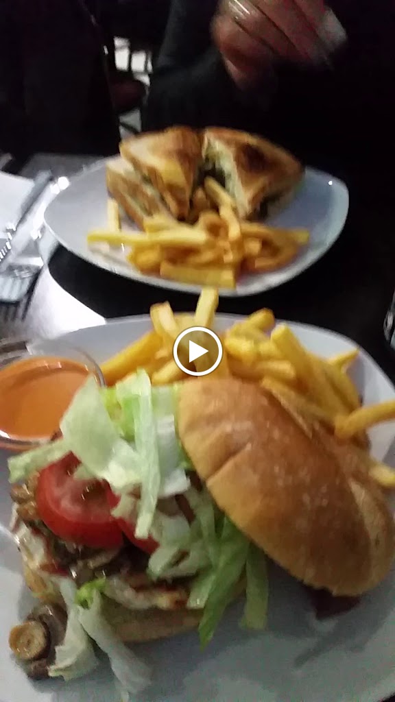 Bar Restaurante Anas — Videos