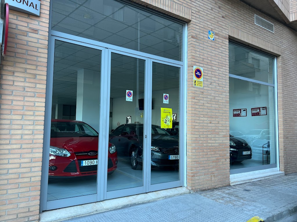 Automoviles Alboraya — Exterior
