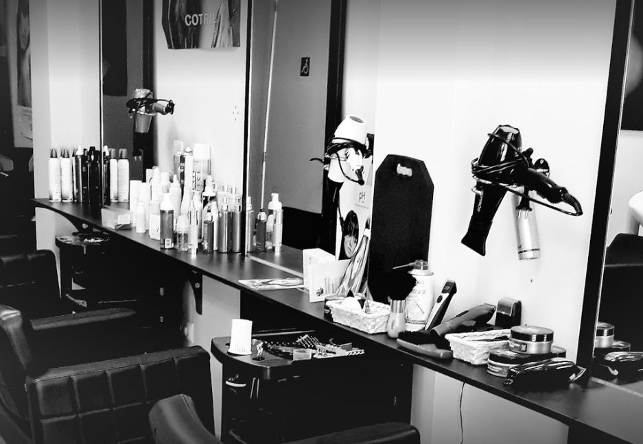 Peluqueria & Estetica Ana Peluqueros — Interior
