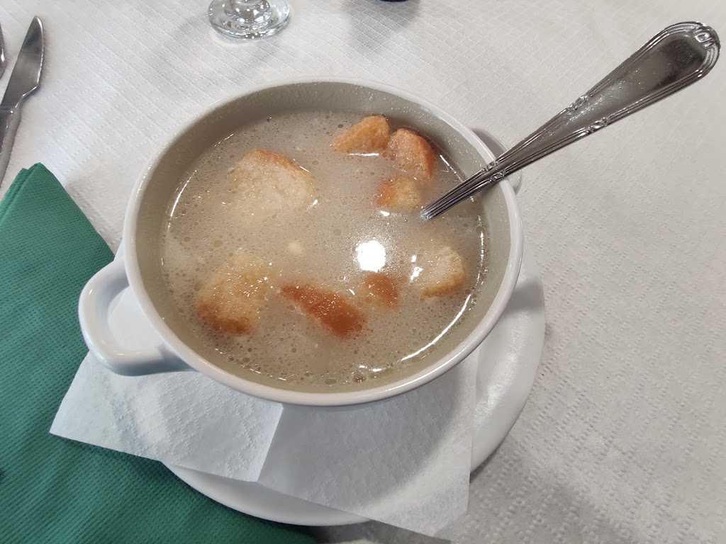 Cafe-Bar El Perol Andaluz — Comida y bebida