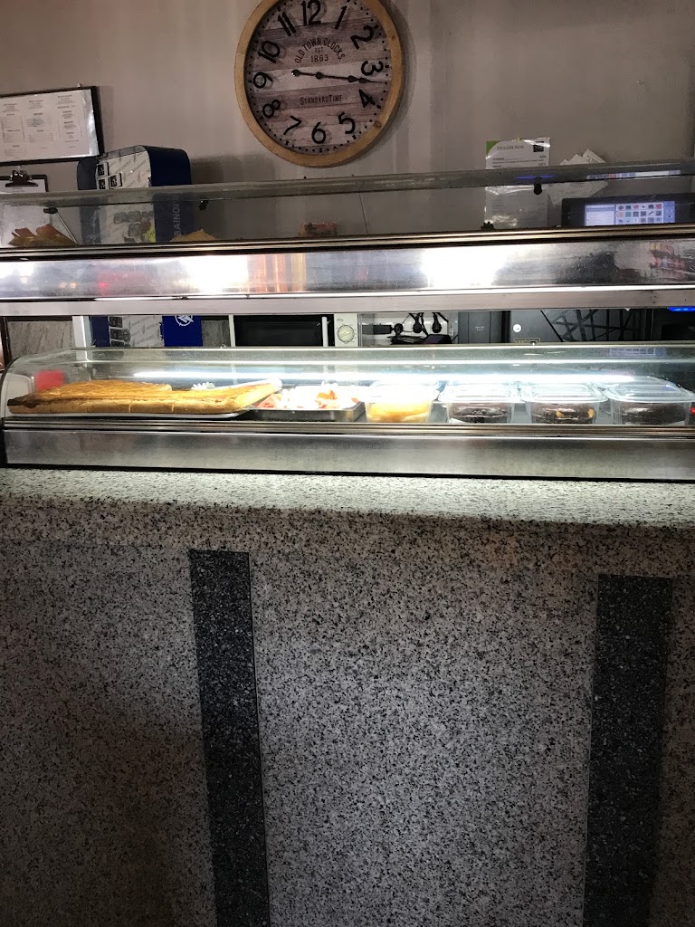 Estacion de Servicio Repsol — Interior