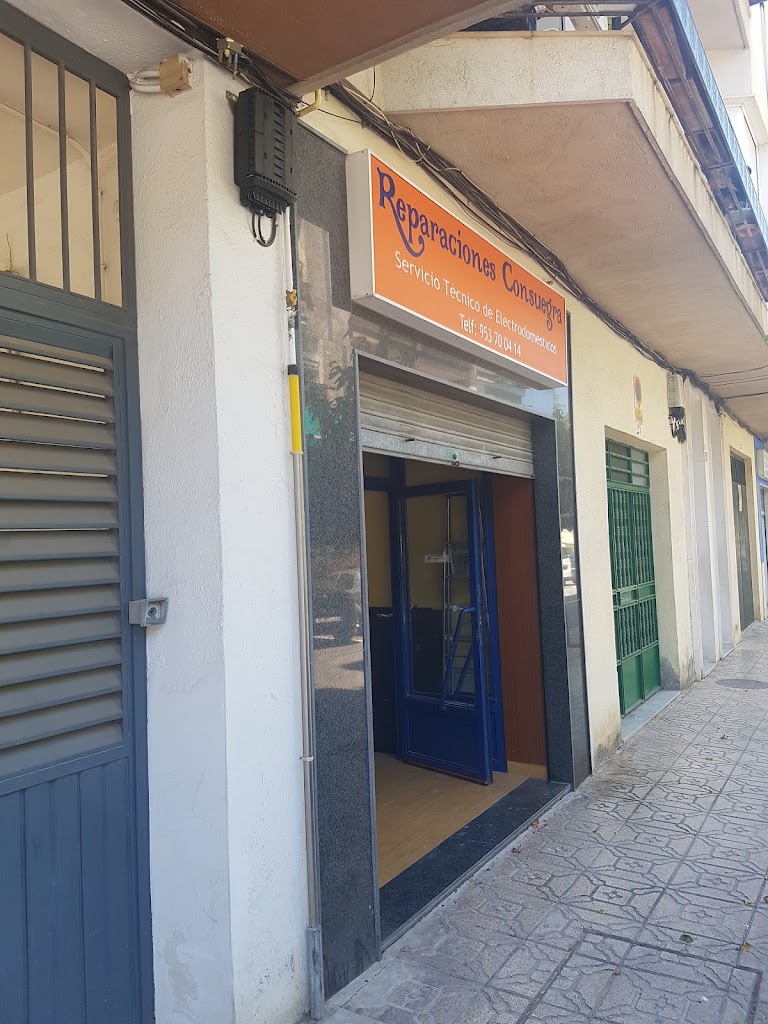 Reparaciones Consuegra — Exterior