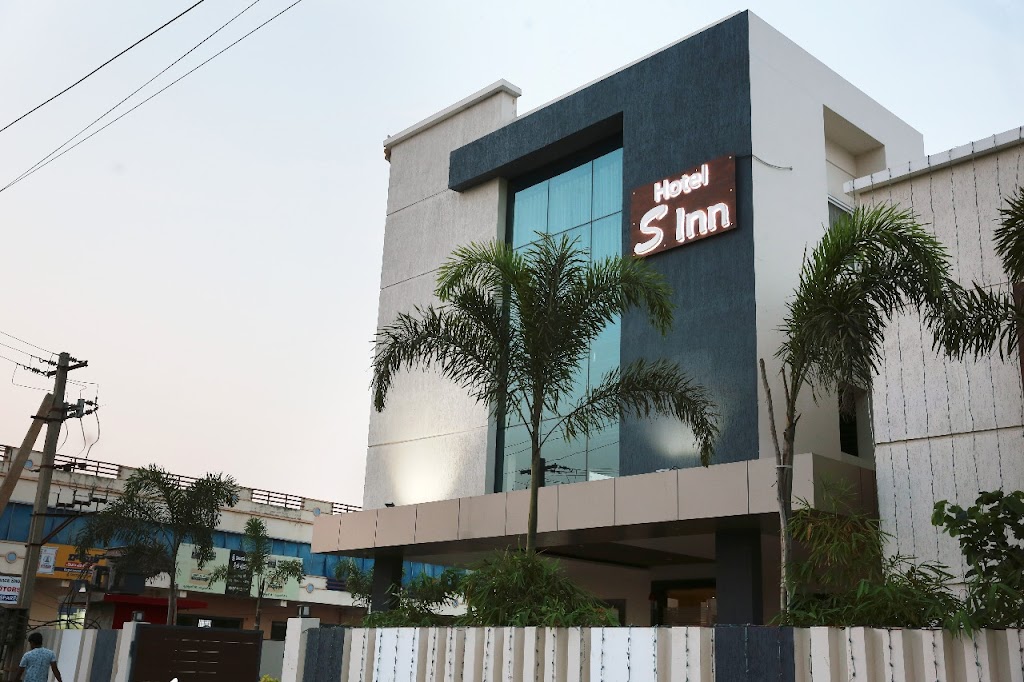 Hotel S Inn