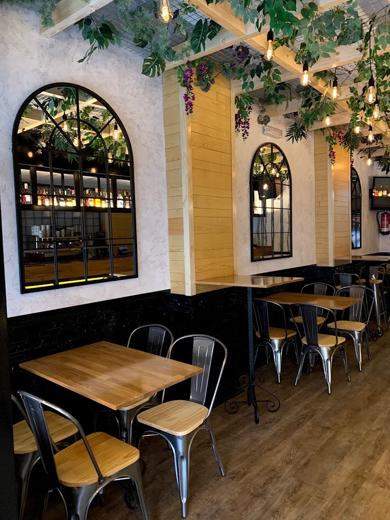 Cafe-Bar D3 — Ambiente