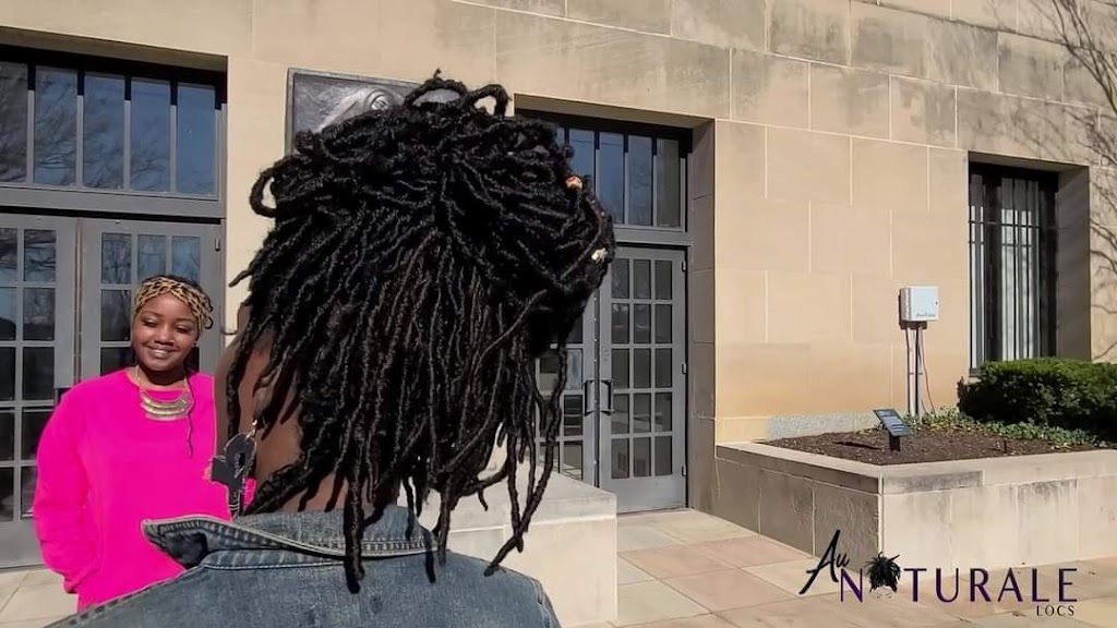 Au Naturale Locs W/ T Pouncil