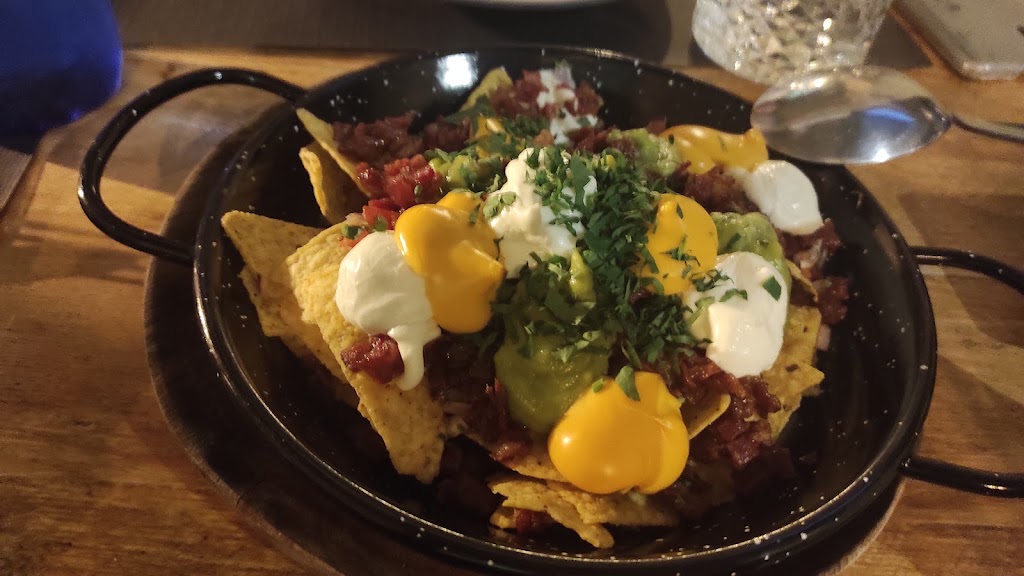 ATLANTICA GASTRO-BAR — Nachos