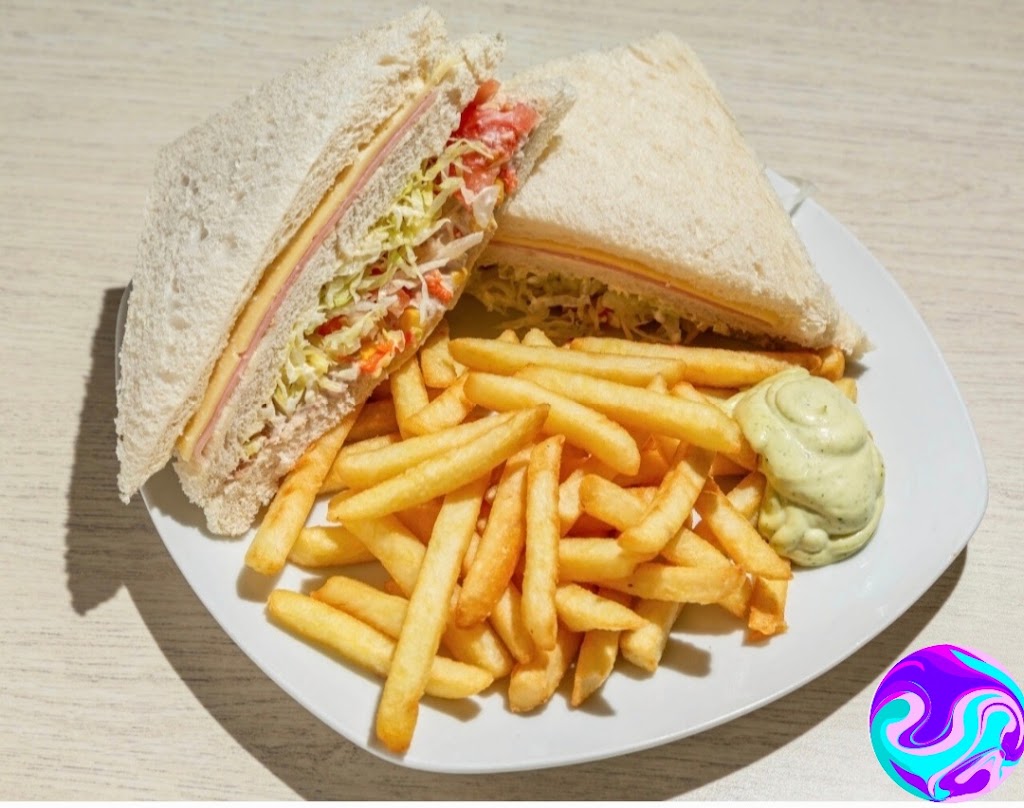 CAFE MANHATTAN — Comida y bebida