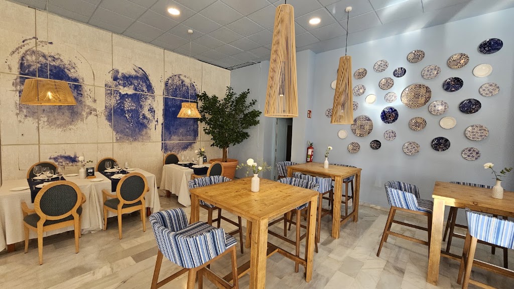 THE COMM Restaurant — Ambiente