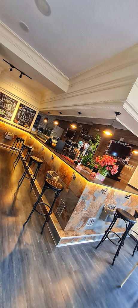 Sacacorchos Cafe Bar — Ambiente