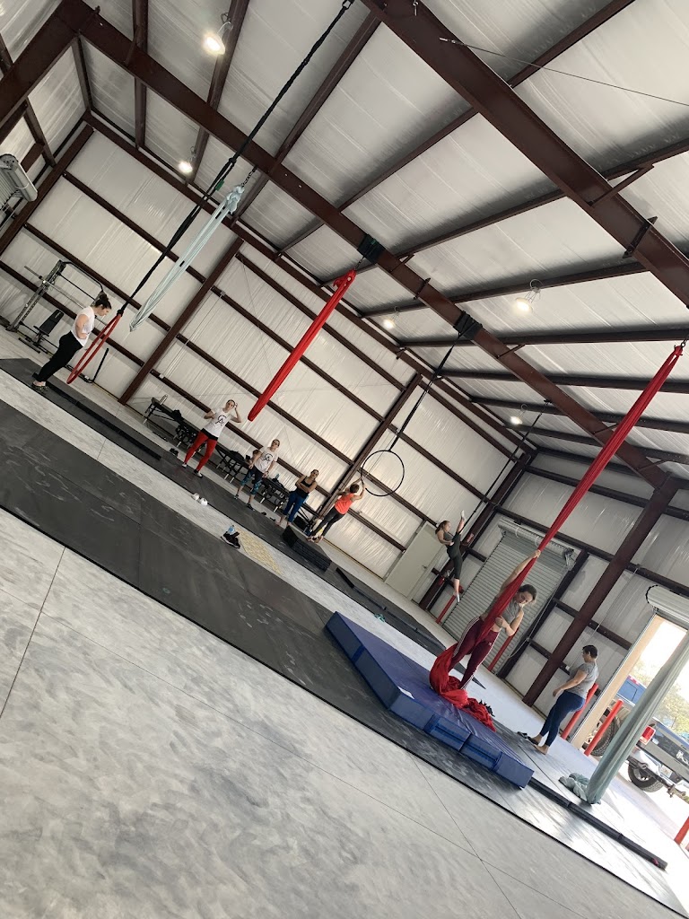  Cirque Athletics