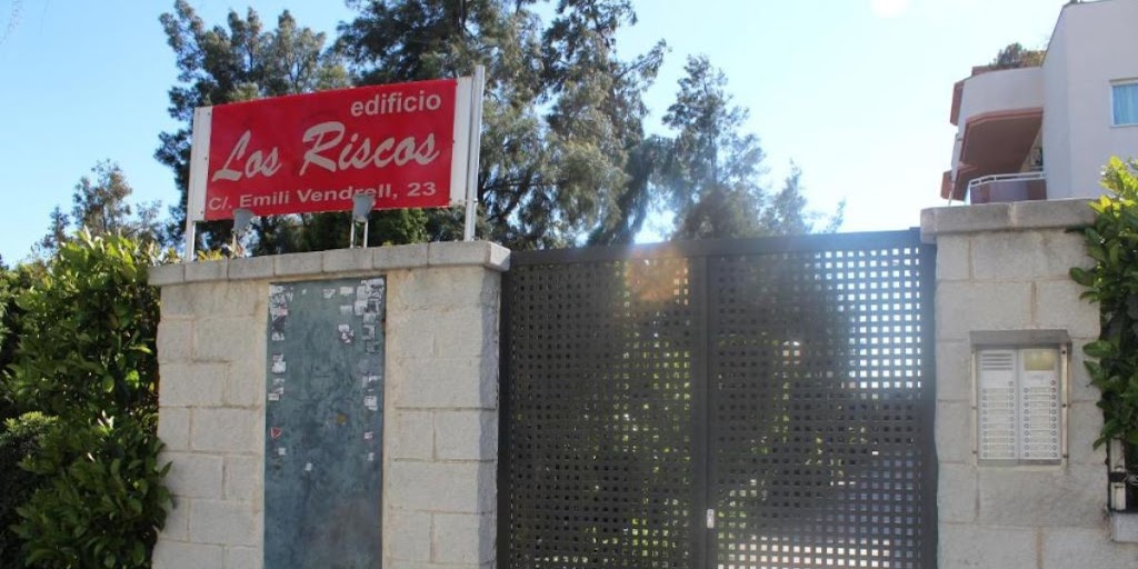 Apartamentos Los Riscos - Planet Costa Dorada