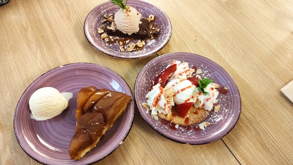 Le Bistrot — Comida y bebida