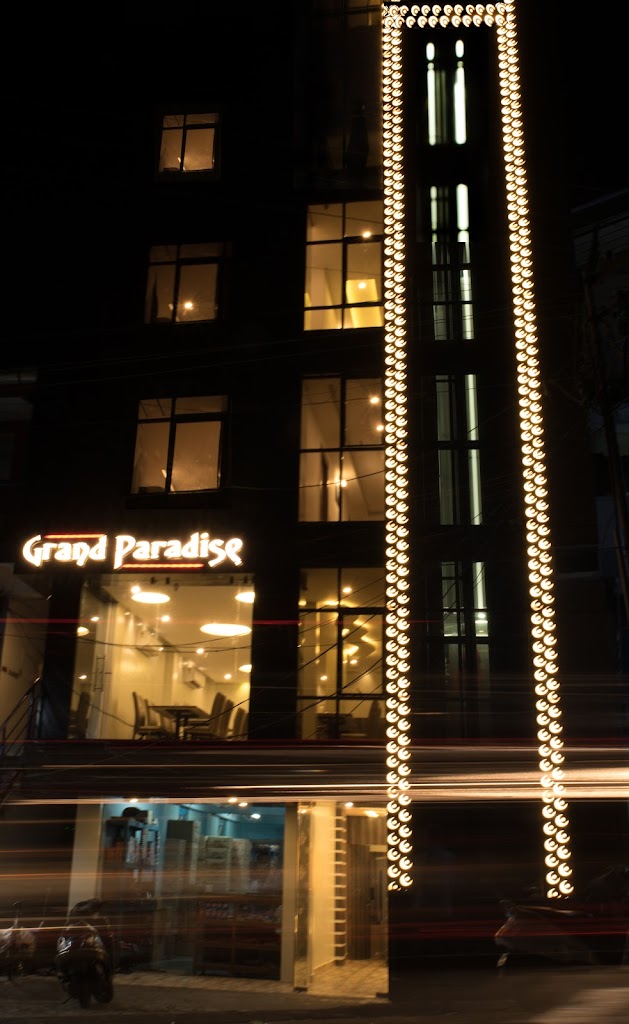 Grand Paradise