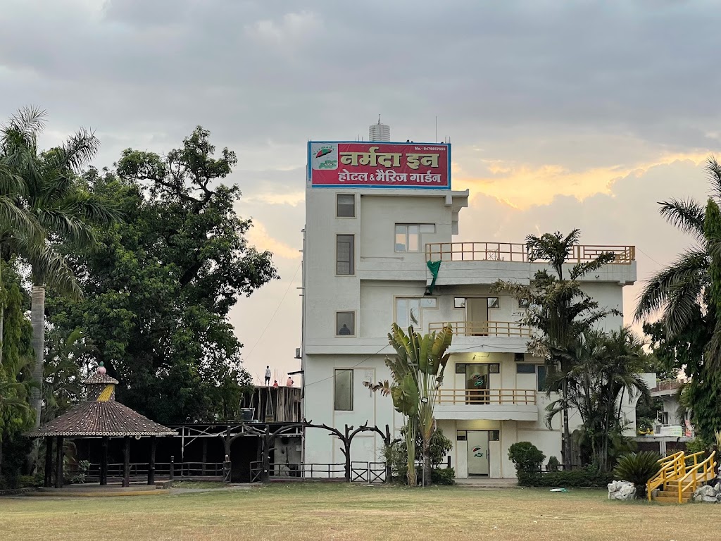Hotel Narmada Inn