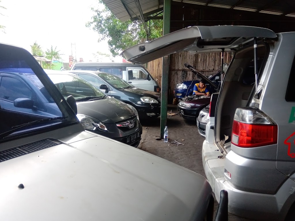 Bengkel Mobil Kurnia