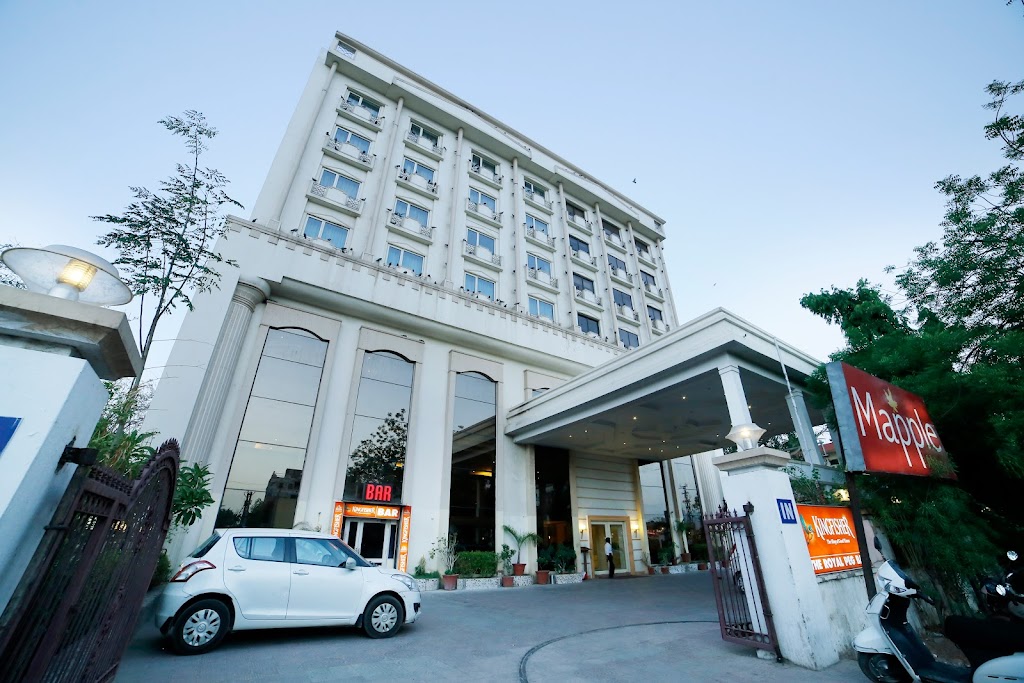 Hotel Mapple Abhay