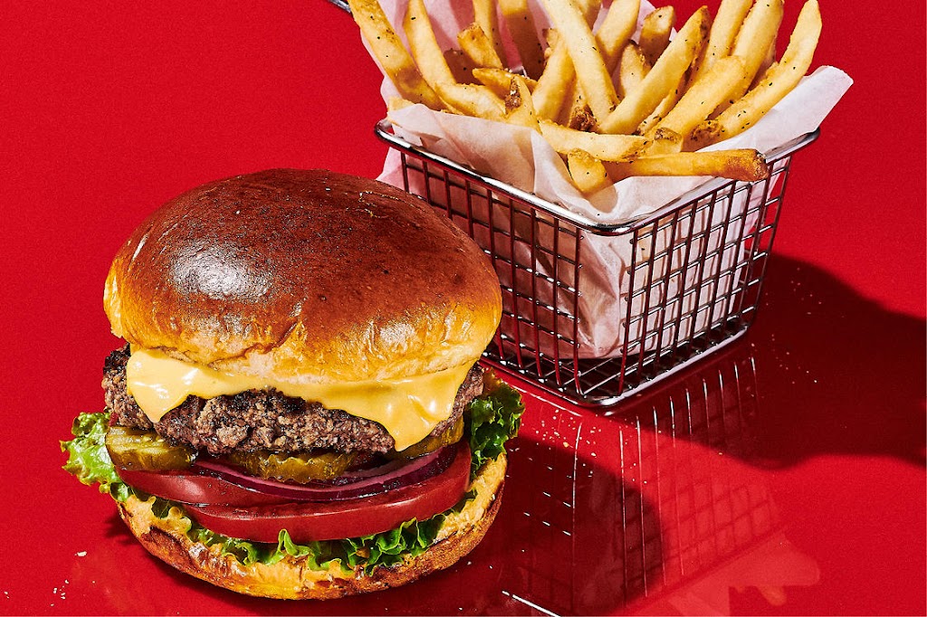  Dave & Buster's Green Bay