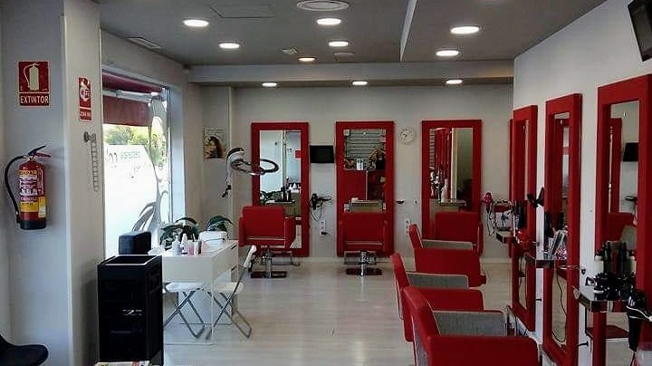 ACTIVA PELUQUERIA Y ESTETICA — Interior