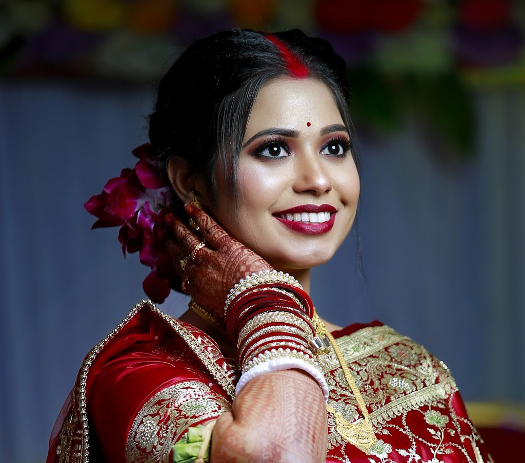 Mayuri Makeover Beauty Parlour