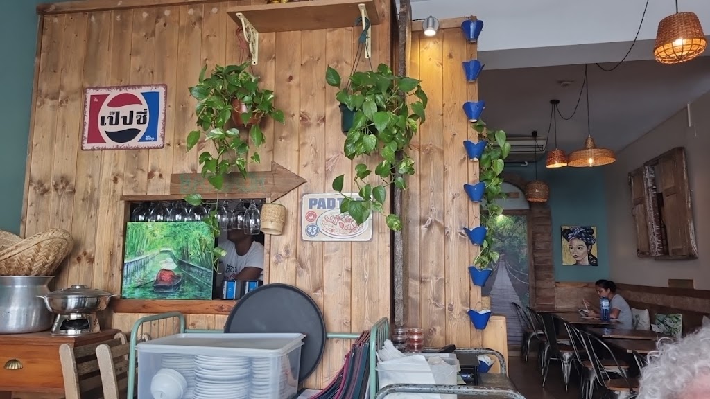 PAD THAI SANT CUGAT — Ambiente