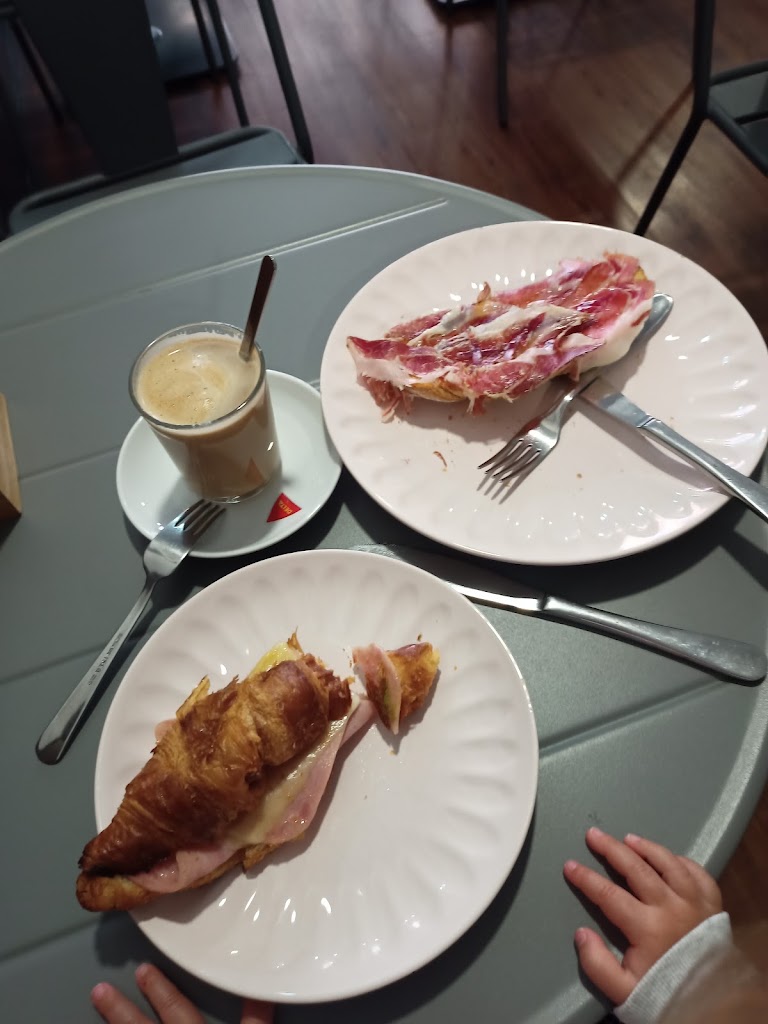 Sofia'S Cafe — Cafe