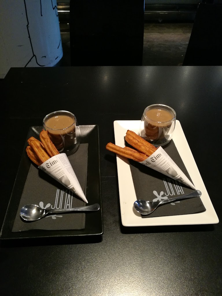 Bar Jumai — Comida y bebida
