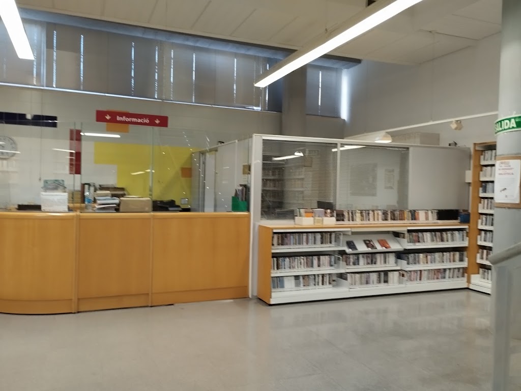 Biblioteca Publica Municipal d'Alaquas — Del propietario
