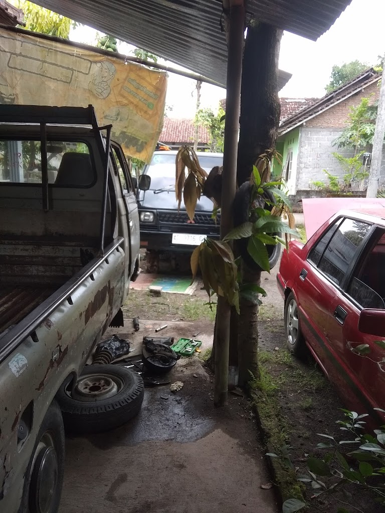 Zayda Bengkel Kaki-kaki Mobil